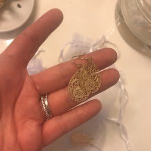 4 Sets of gold earrings